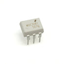 OPTOACOPLADOR SALIDA TRIACCRUCE X 0 MOC 3061